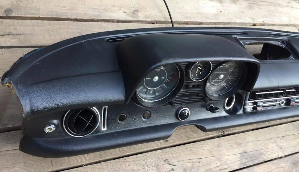 фото №8, Mercedes-benz w115 1973 панели приборная консоль счетчик kpl.