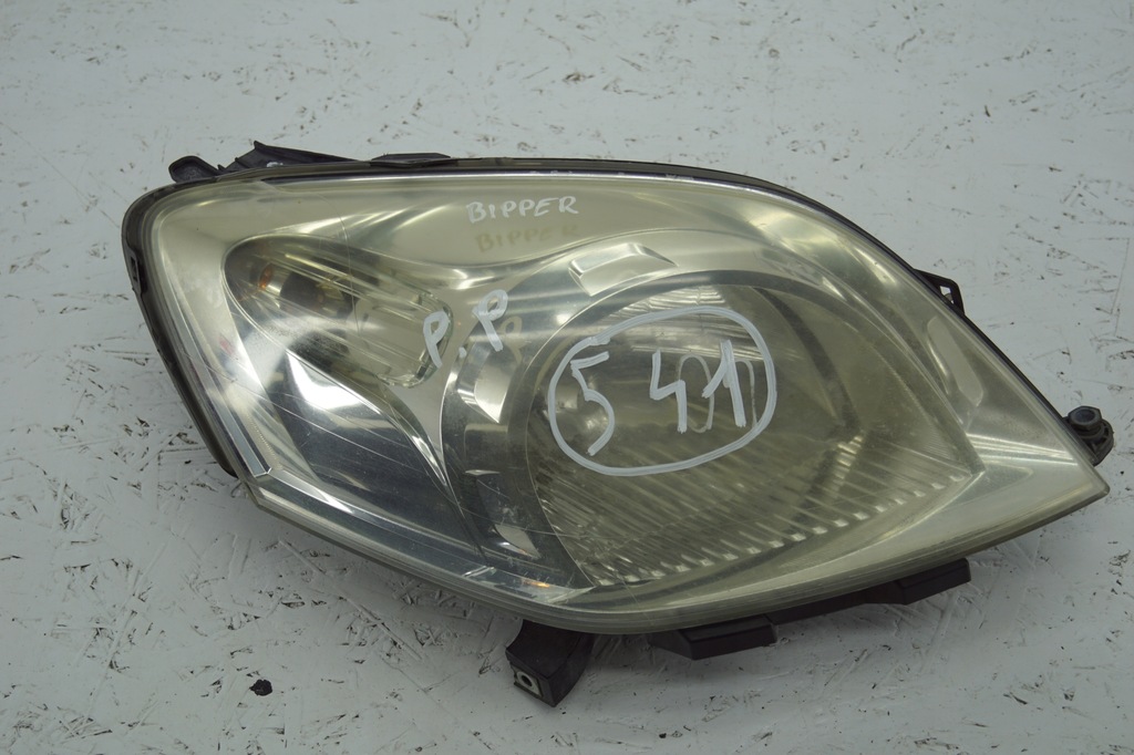 фото №1, Лампа правый перед peugeot bipper uk