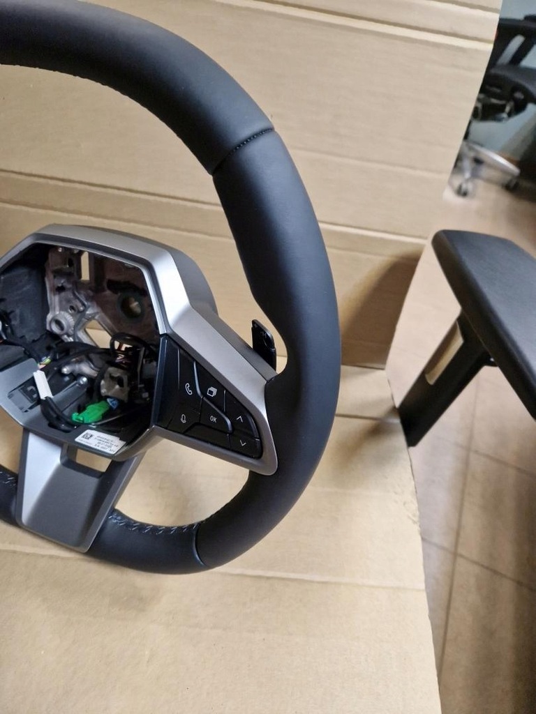 фото №5, Воздуховод кожа лепестки переключения renault clio v 484008481r