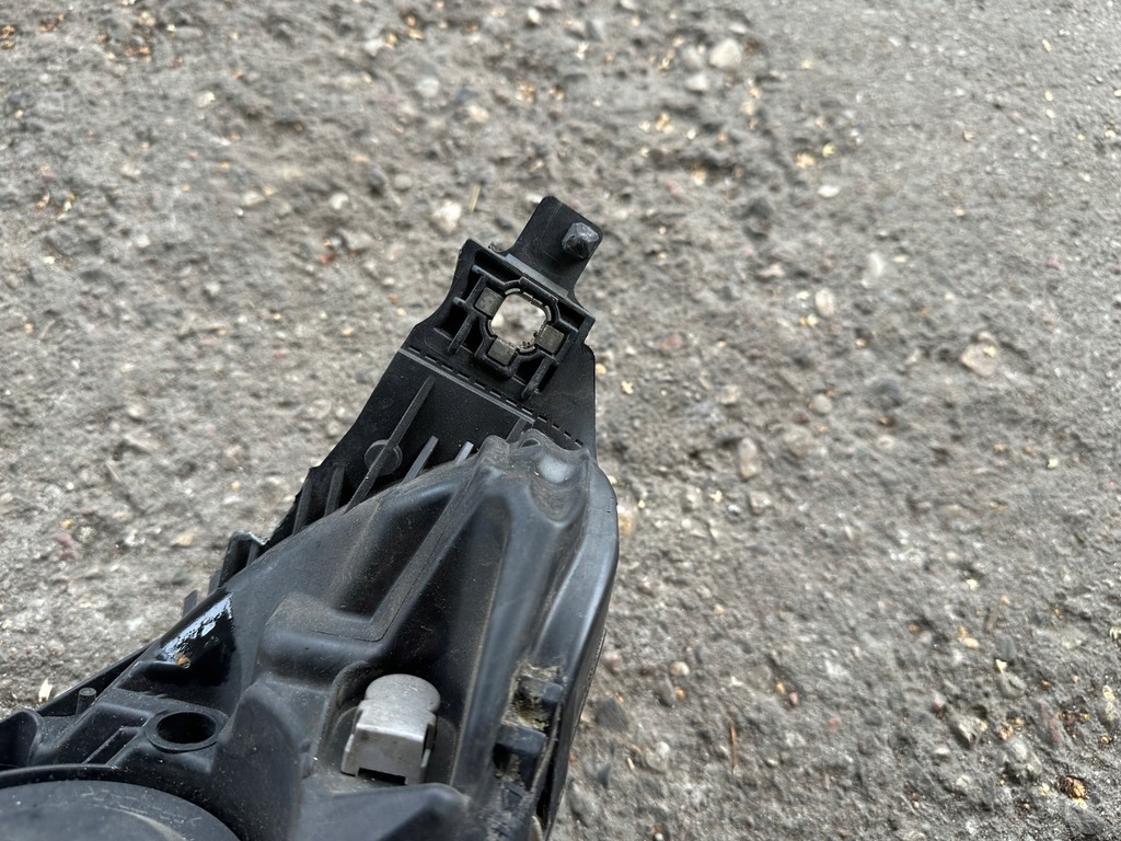 фото №8, Лампа правая перед citroen c5 iii 9684845280 eutopa