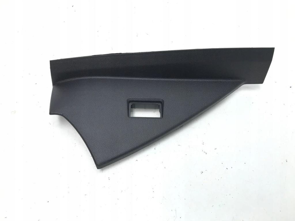 фото №1, Skoda enyaq iv 2020 захист заглушка консолі завершення праве 5la857504c eu