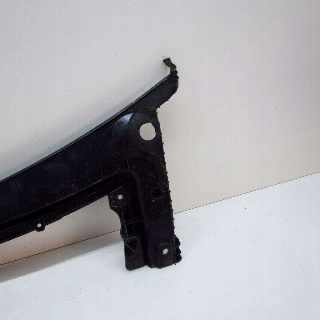 Tesla model s 2016 жабо передні Недорого