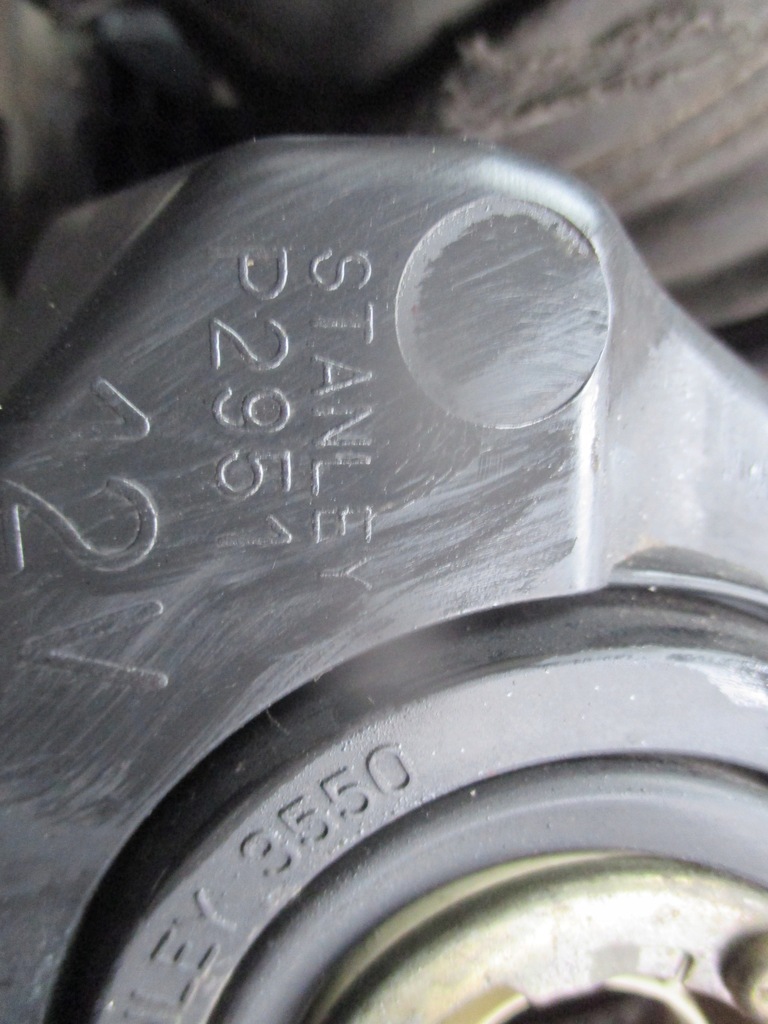 фото №11, Лампа правий перед натягувач mazda 3 03-06r