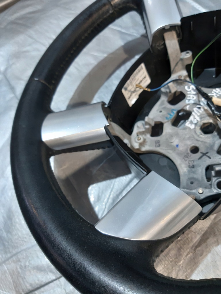 фото №11, Ford kuga mk1 08-12r воздуховод кожаный