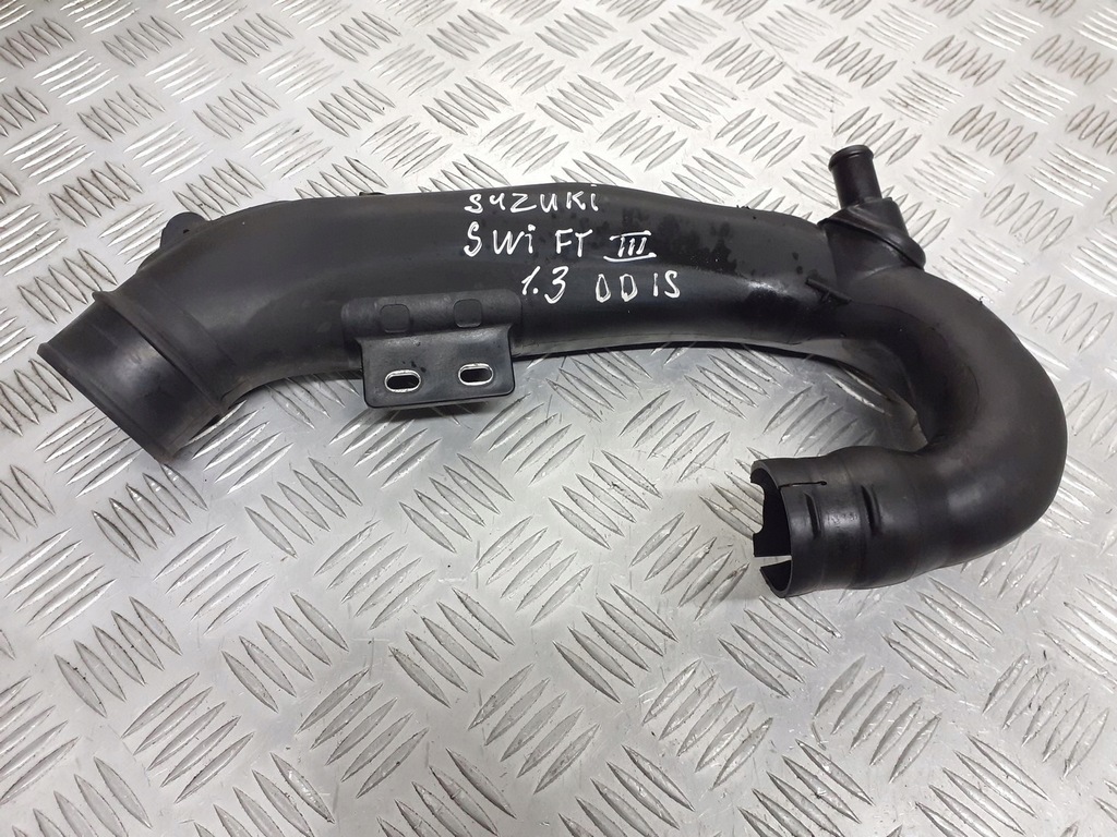 фото №1, Шланг труба воздухозаборник воздуха suzuki swift iii 1.3