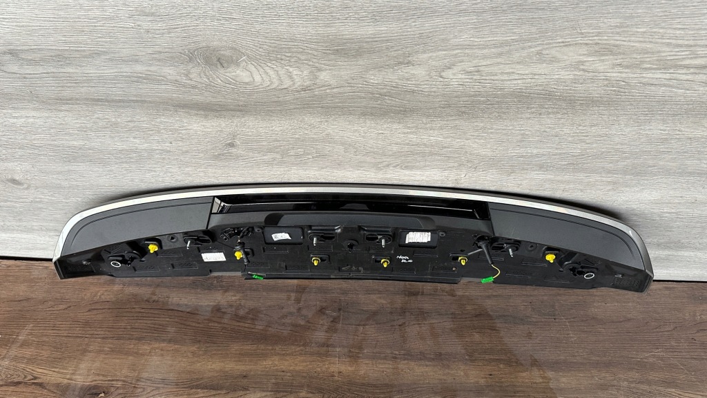 фото №2, Volvo v60 ii спойлер кришки спойлер задня volvo v60 ii 31455436