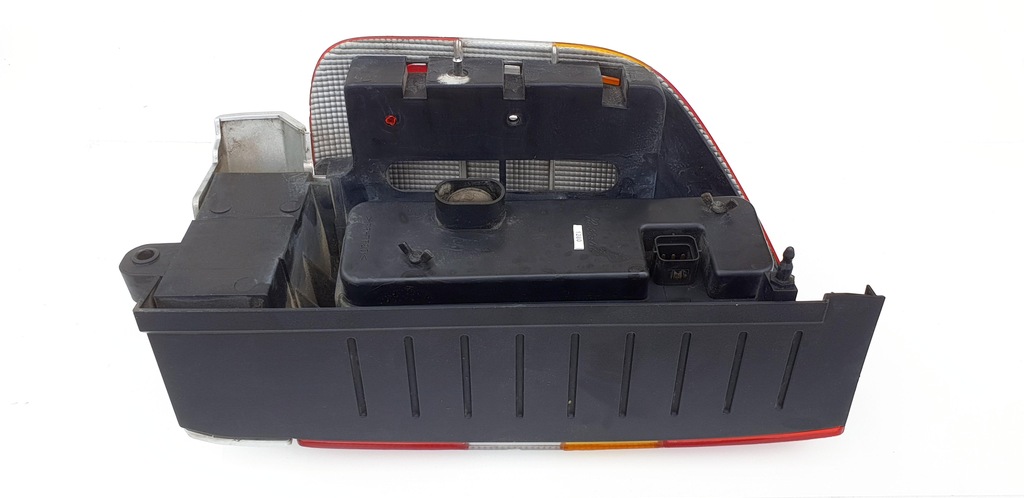 фото №14, Opel frontera b лампа задняя задняя молдинг декоративная правая