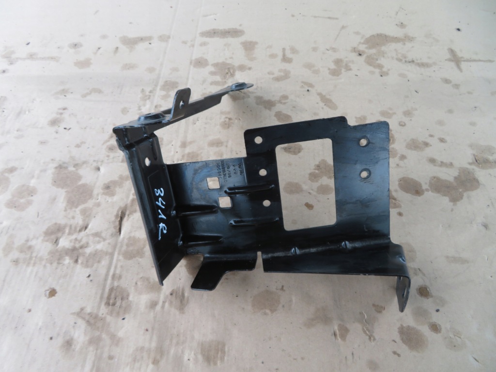 фото №1, Кронштейн кронштейн webasto vw passat b8 5q0819263