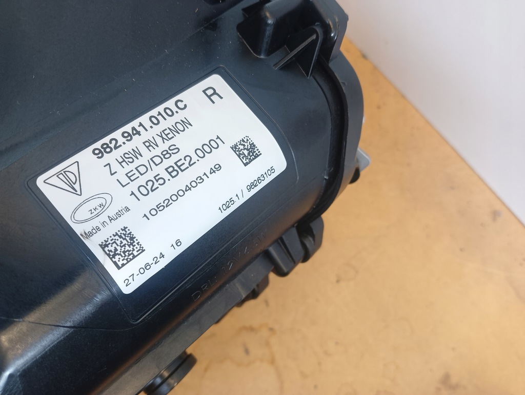 фото №9, Лампи porsche boxter cayman nowe 982941009c 982941010c