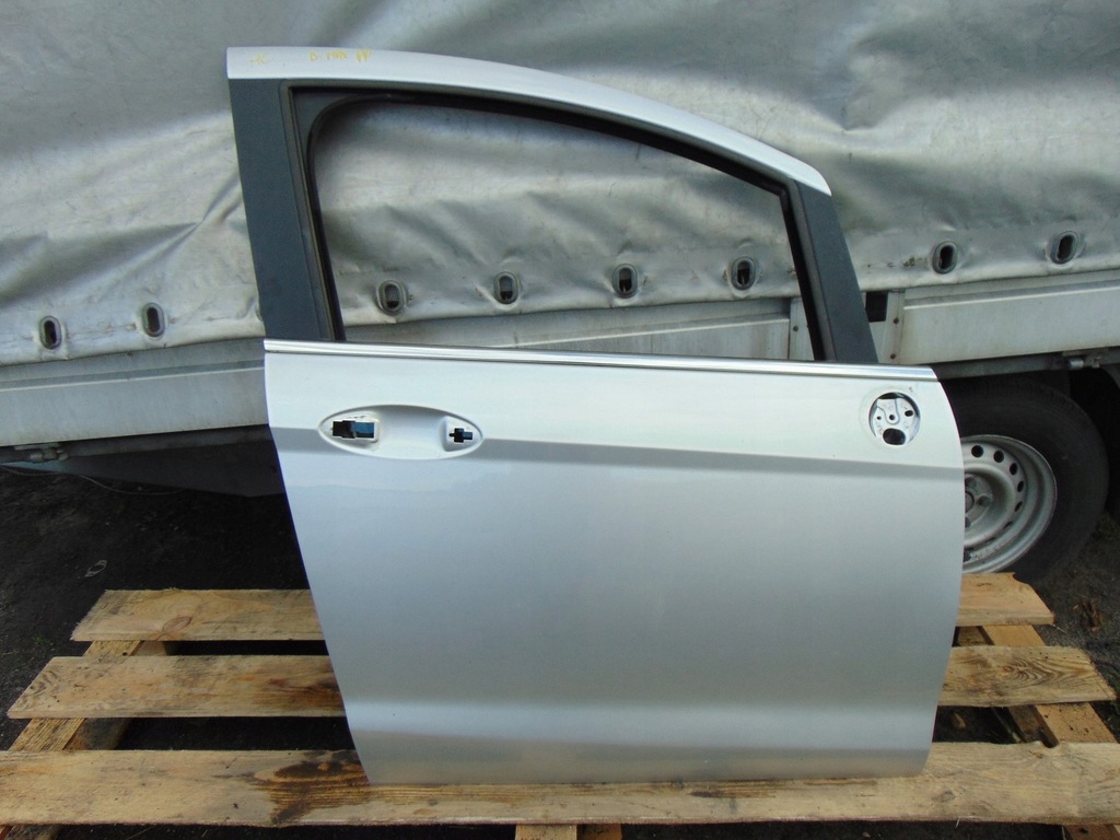 фото №2, Двері правий перед ford b-max колір mc