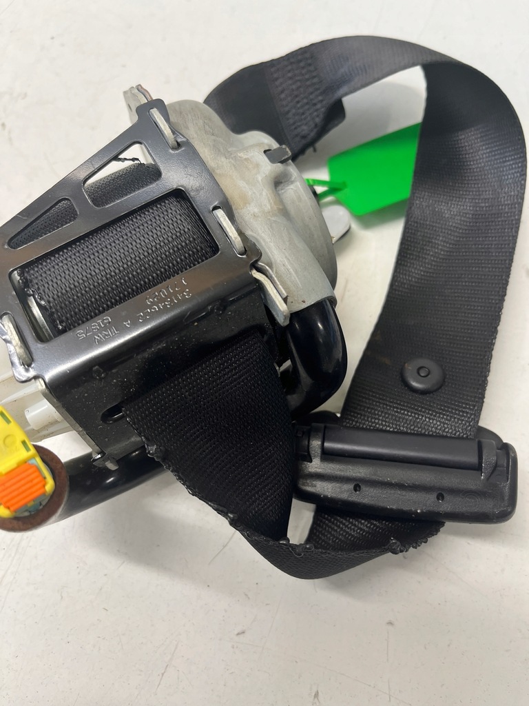 фото №1, W238 cabrio pas безпеки лівий задня a2388603700