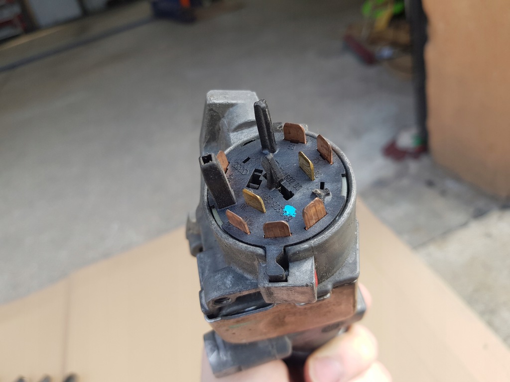 фото №10, Замок зажигания + ключ audi a4 b6 / a6 c5 / a3 8l / tt 8n 4b0905851f sprawdzona