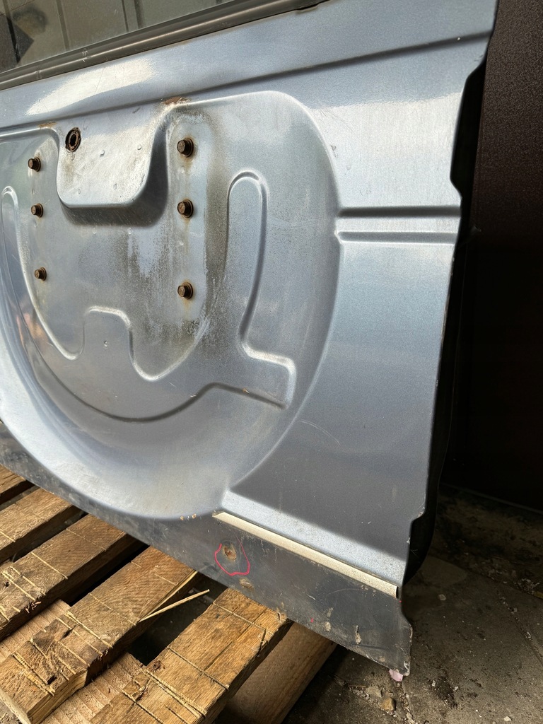 фото №6, Крышка багажника задняя задняя mitsubishi pajero i 1 82-90r. стекло крышки