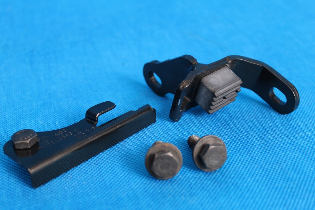 фото №14, Vw audi відбійник 7n0843413c