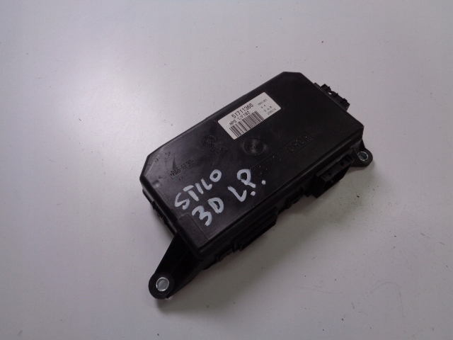 фото №1, Модуль двері лівий перед fiat stilo 3 двері 2001-