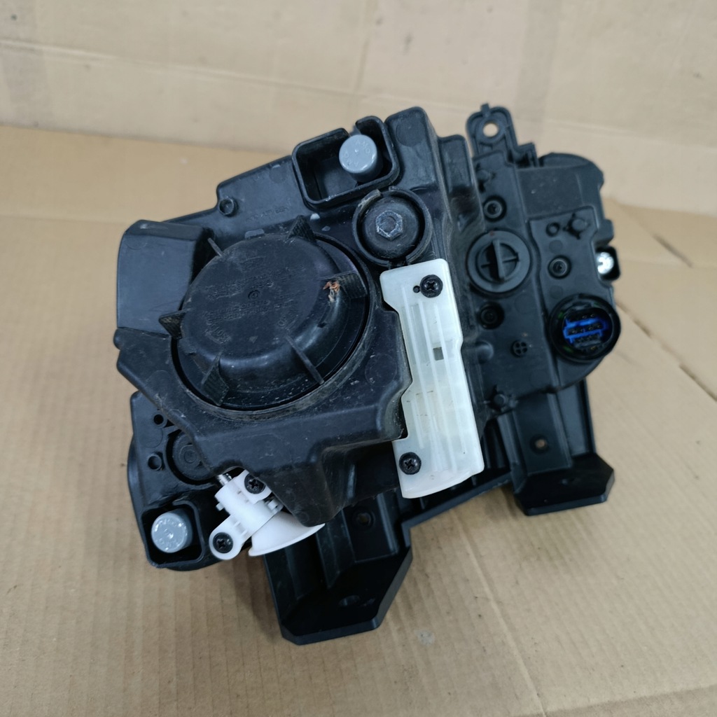 фото №11, Лампа правый перед hyundai kona lift 20- 92102j9500