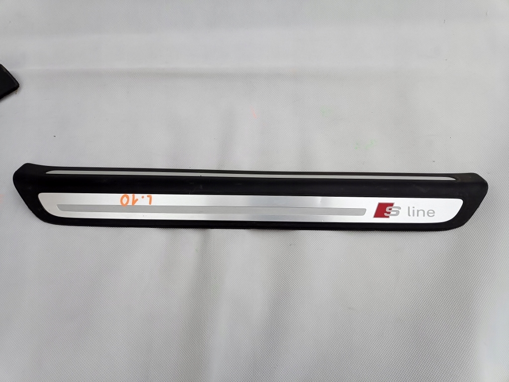 фото №1, Audi q3 8u lift молдинг поріг s-line 8u0853373b