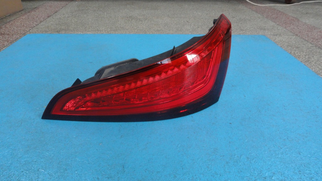фото №1, Audi sq5 q5 8r lift лампа задняя правая led 12-16