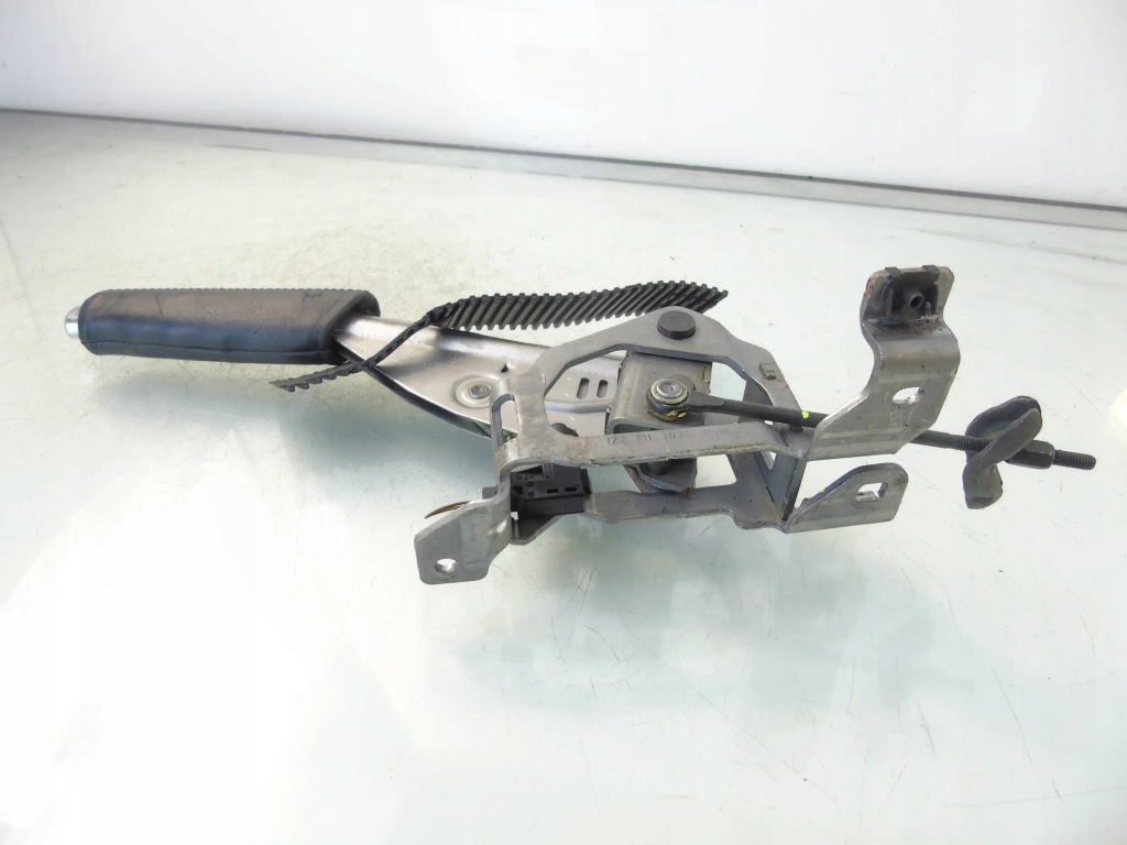 фото №5, Рычаг тормоза ручного skoda octavia ii 1z2711303a