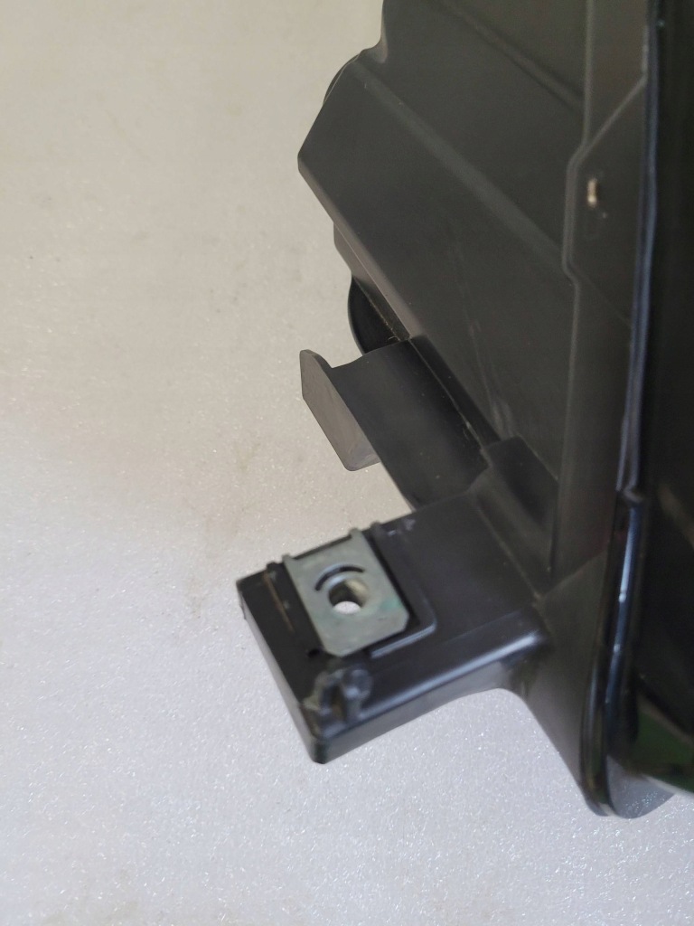 Tesla model 3 y рестайлинг  фара левая full led левый на soczewkę 1514952-00-d с Разборки