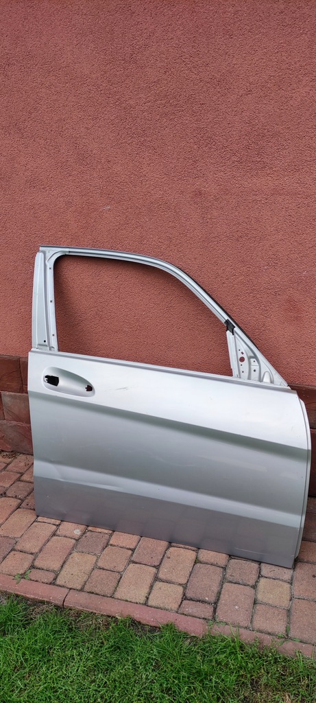 фото №1, Mercedes w204 a204 glk двері праве перед