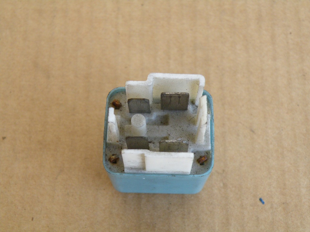 фото №6, Toyota land cruiser avensis t25 модуль реле світла 85916-30060