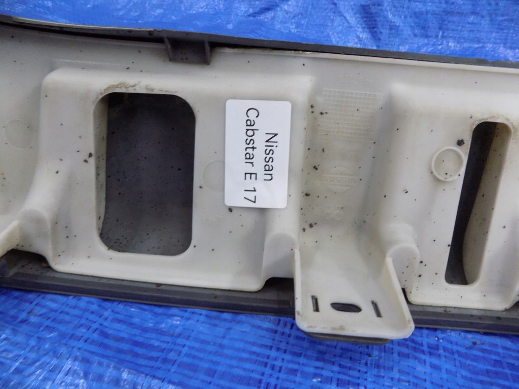 фото №5, Молдинг крила лівий перед cabstar e 98-06r 3,0td