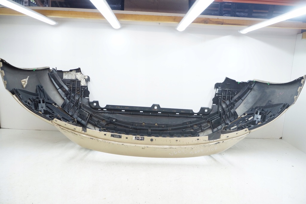 фото №11, Volvo s60 ii v60 i 10r бампер перед передний решётка радиатора решётка радиатора заглушка