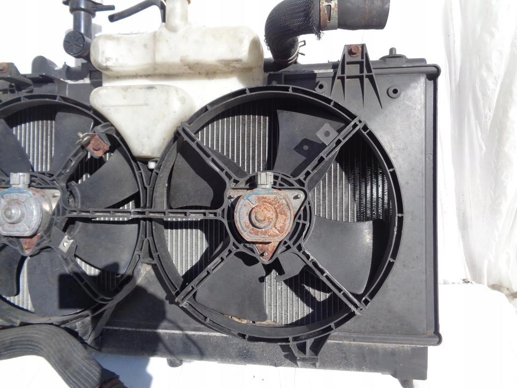 Радиатор воды mazda 6 2.0 citd rf7j 02-08r. Оригинал