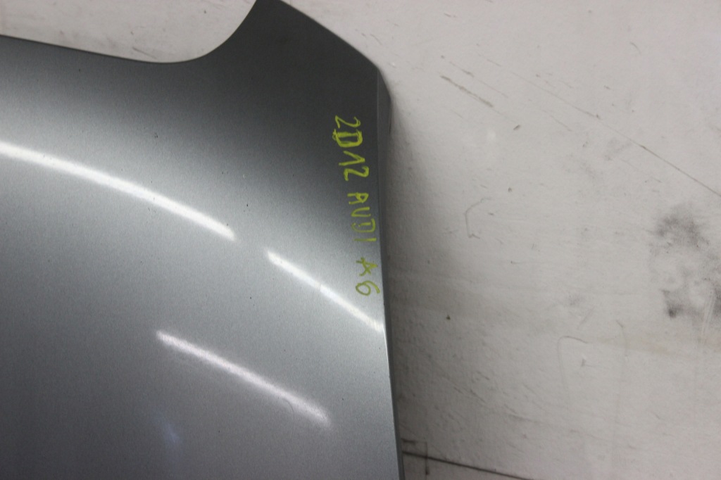 Капот крышка двигателя audi a6 c6 2004r- lz7e - код лакокрасочного покрытия Недорого