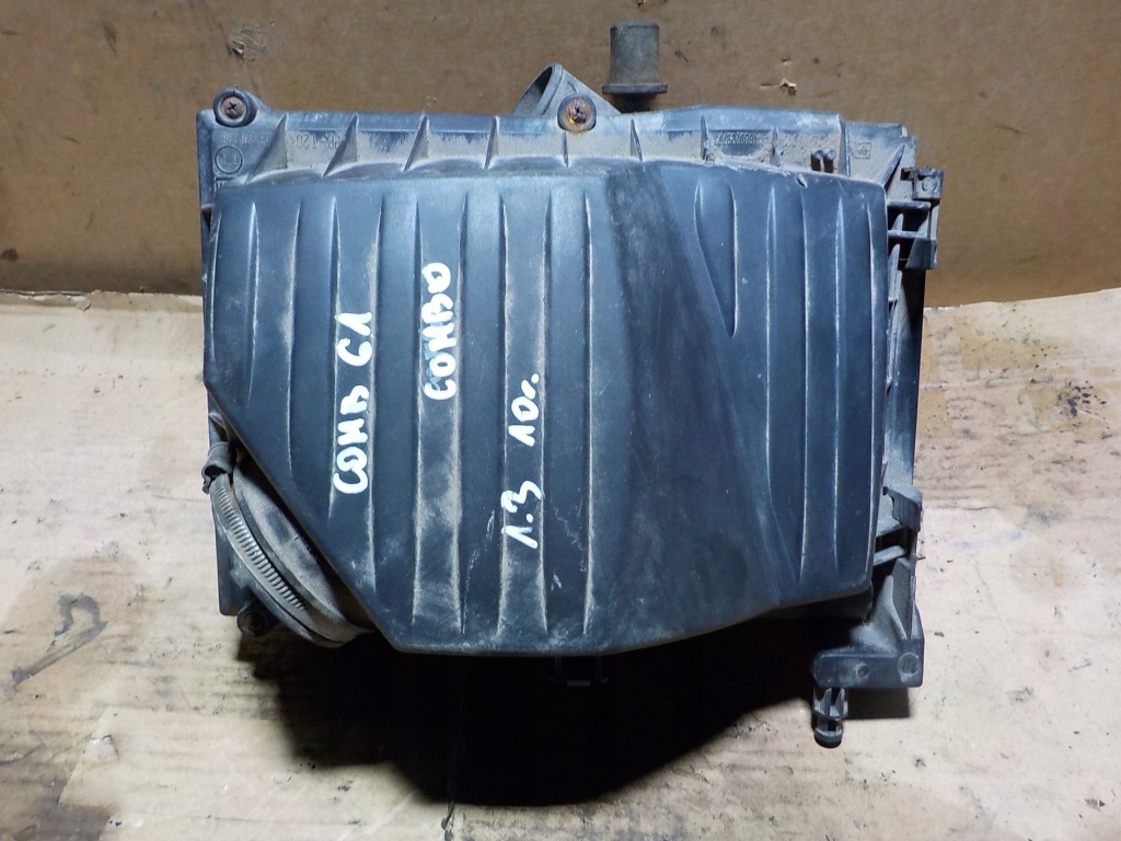 фото №1, Корпус фильтра воздуха opel combo 10r 13270896