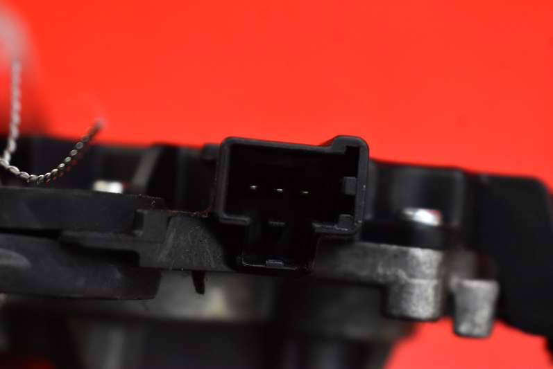 фото №8, Моторчик дворники задняя 0390201588 mazda 3 1 i bk 5d hb 03-06