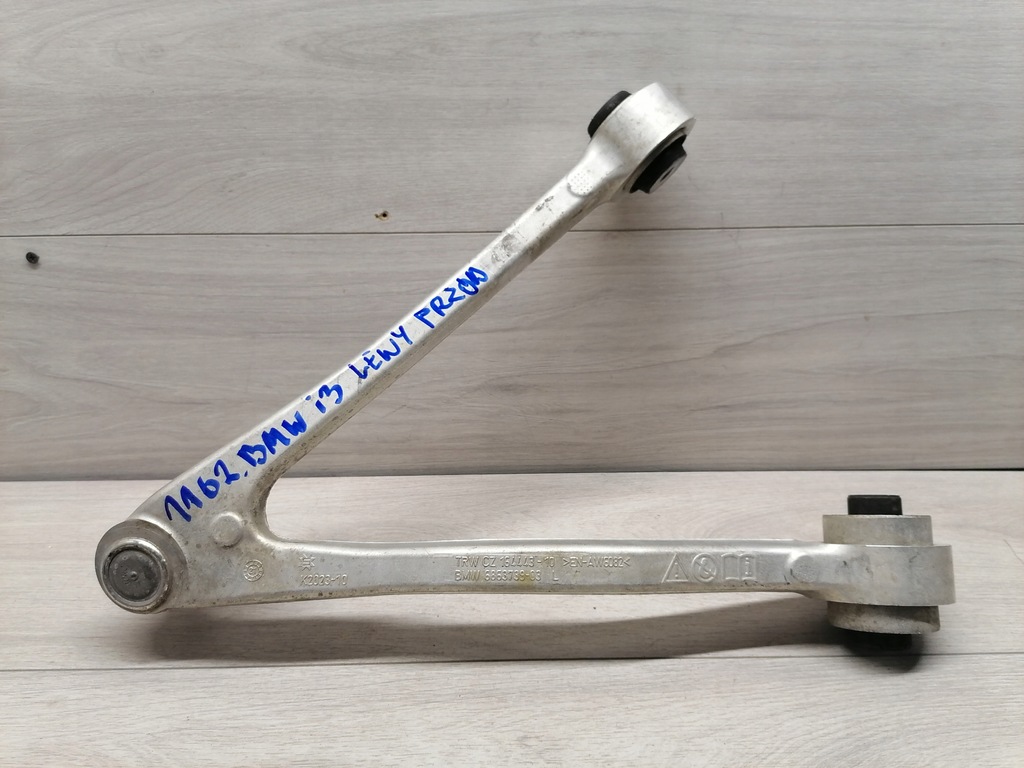 фото №1, Bmw i3 рычаг левый перед 6863739-03