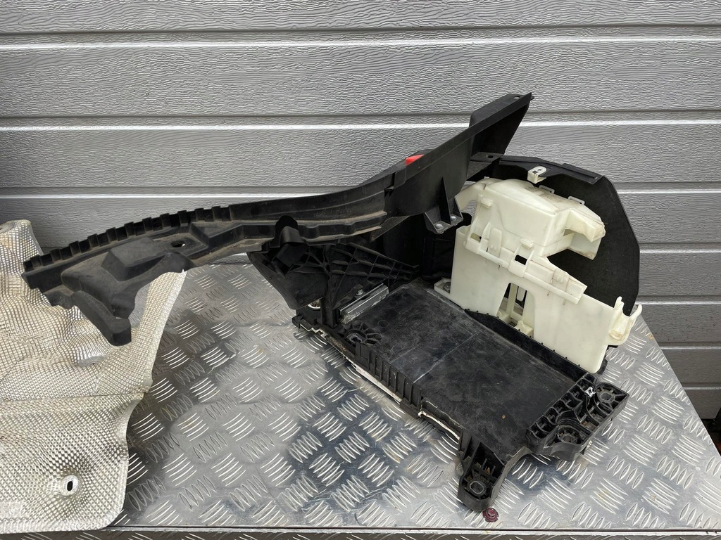 фото №5, Bmw x1 f48 стіна перегородкова