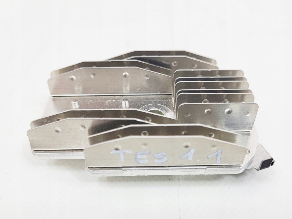 Модуль фонари led левая сторона tesla model 3 22r Оригинал