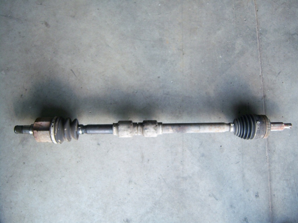 фото №1, Sportage iii ix35 2.0 crdi 2wd приводной вал правая