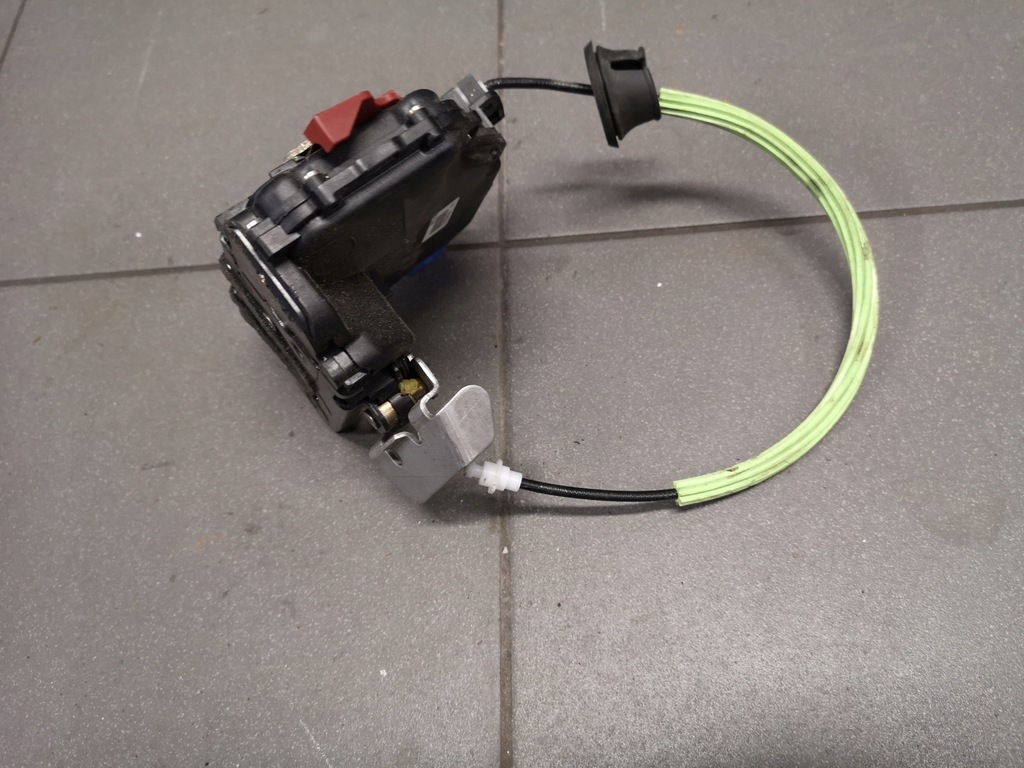 фото №5, Замок дверь правый задняя audi a8 d3 4e0839016