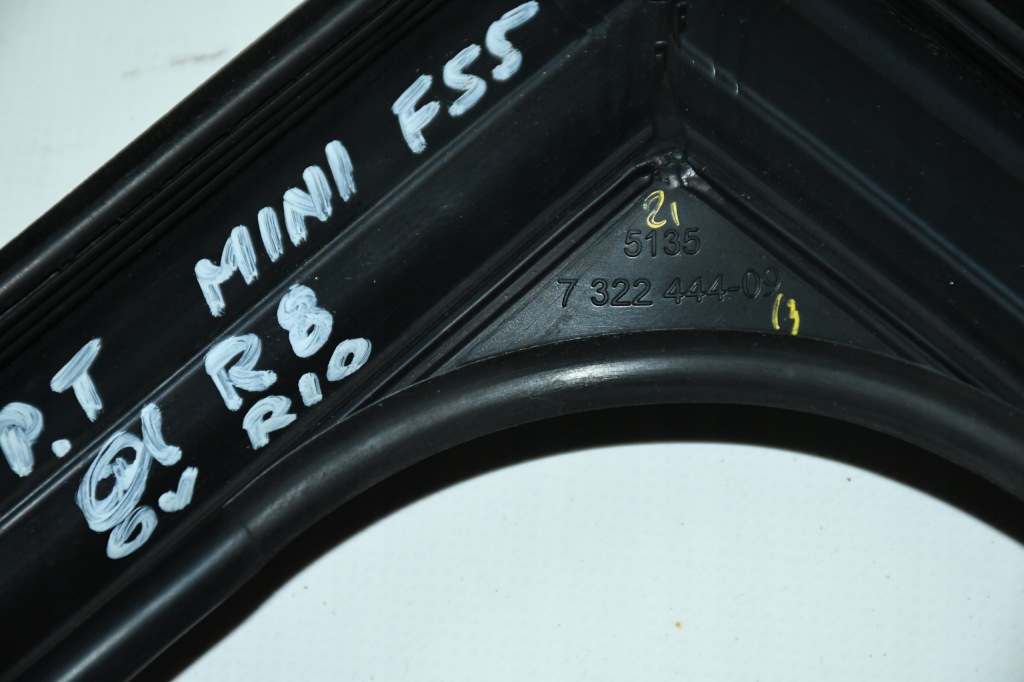 фото №3, Рамка прокладка двері правий задня 7322444 mini one cooper f55