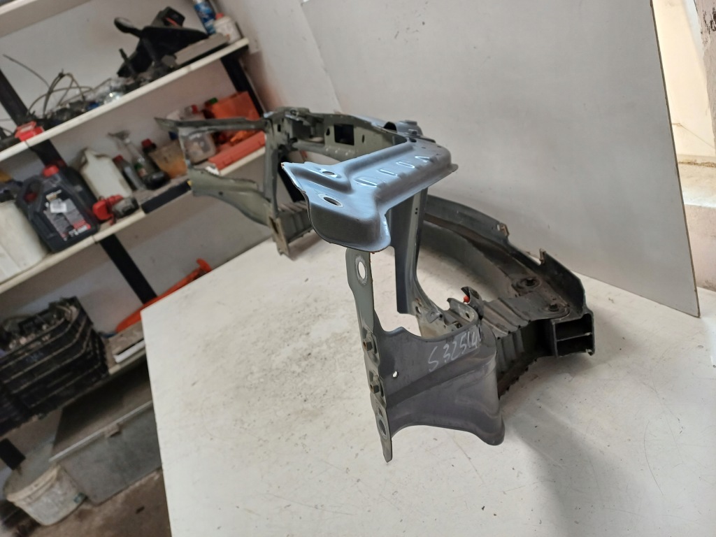 Купить Opel meriva b 10- балка усилитель бампера перед 13267890