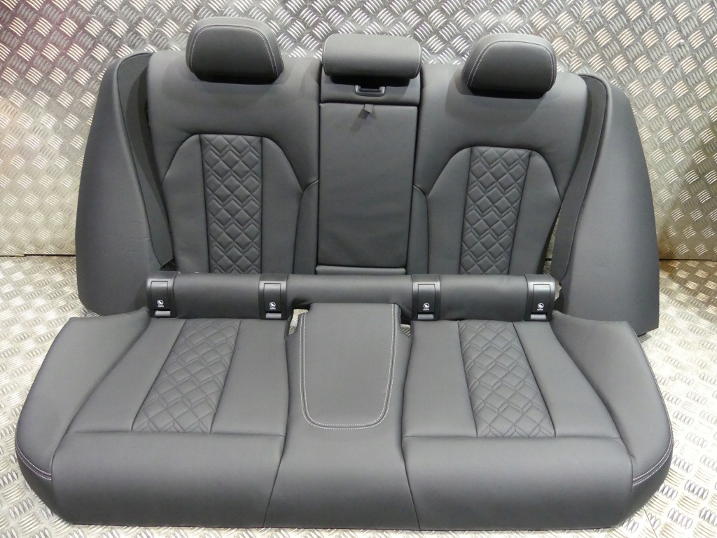 фото №12, Bmw 3 g20 rhd sport individual оббивка сидіння підігрів заднє сидіння 141 km