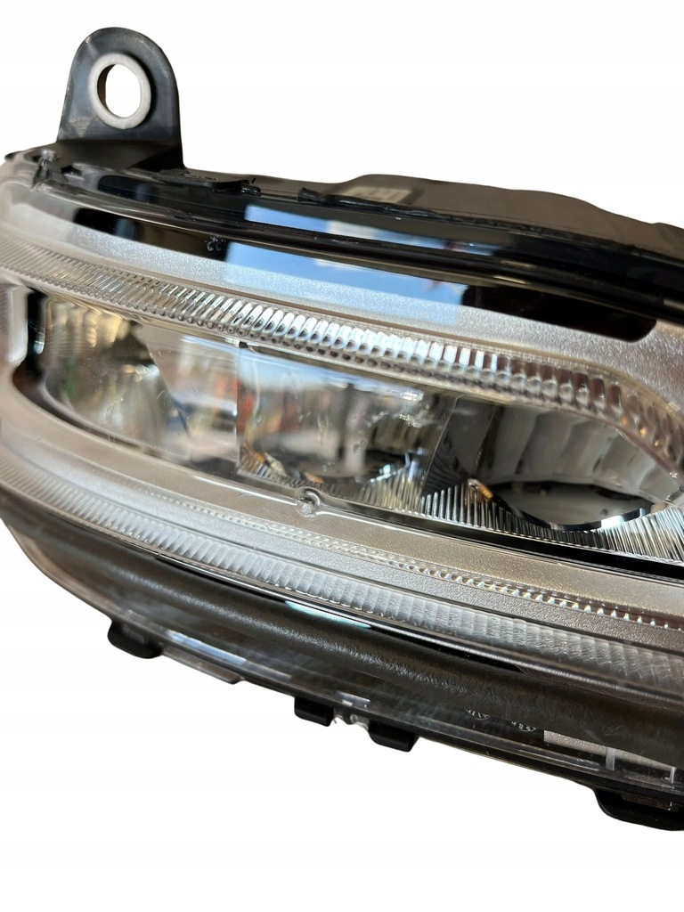 фото №4, Противотуманная фара led левый volvo 1104.001