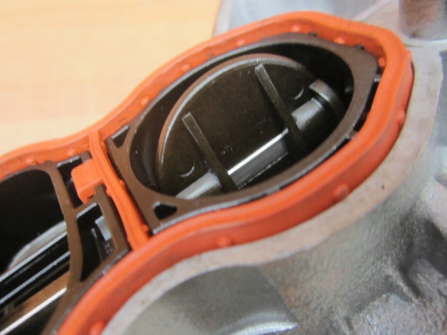 фото №10, Bmw x5 f15 x6 f16 колектор всмоктуючий 8515685 8515483 кришки кришка кришка багажника вкладиш