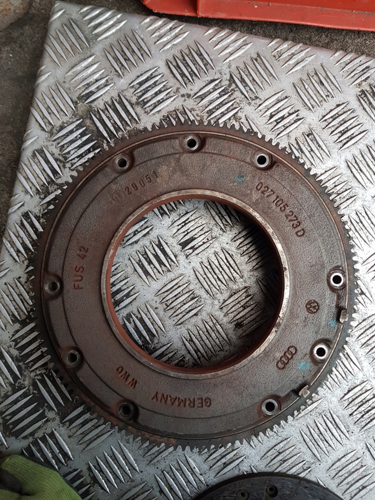 фото №13, Audi a3 golf 1.6 зчеплення колесо комплект 027105273d