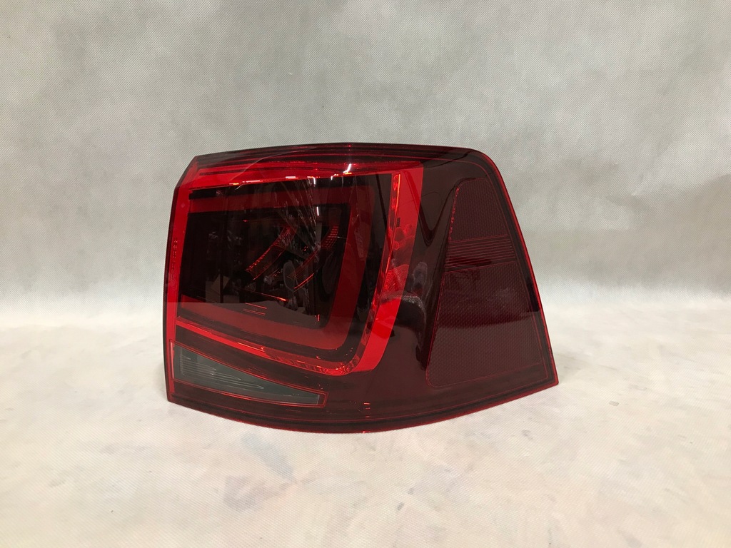 фото №1, Seat alhambra 7n5 lift 15- лампа задня права led