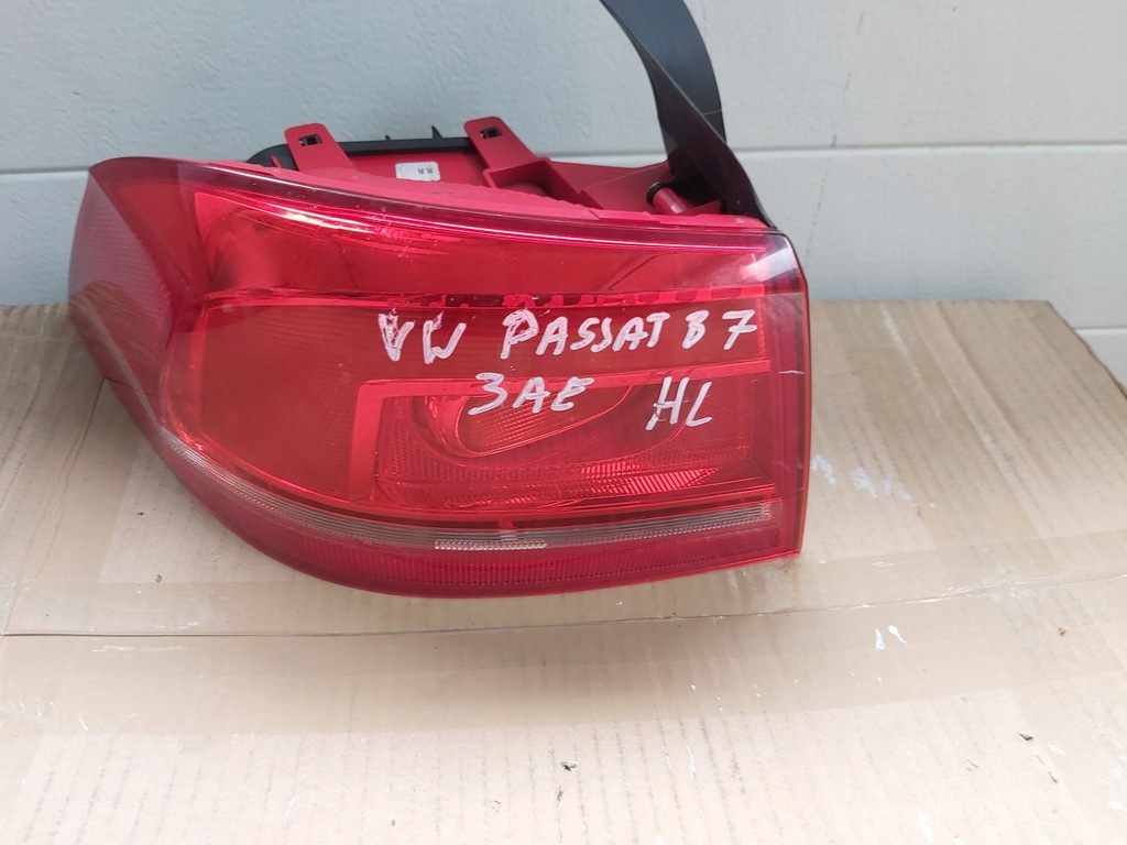 фото №1, Vw passat b7 3ae945095f лампа левый задняя