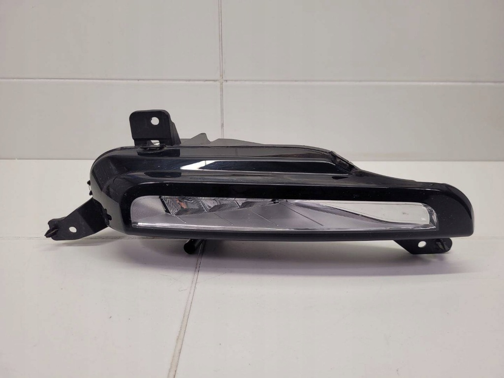 фото №1, Противотуманная фара правая сторона land rover range rover evoque facelift 2018