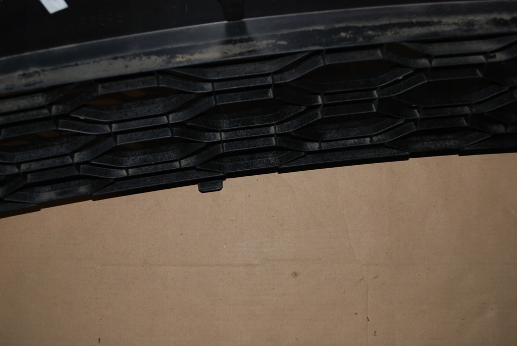 фото №10, Решітка бампера перед dacia sandero ii lift stepway 2017- 622541081r