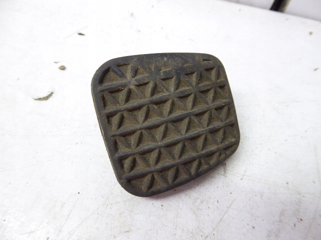 фото №1, Insignia a 08-13 накладка резиновый элемент na педаль