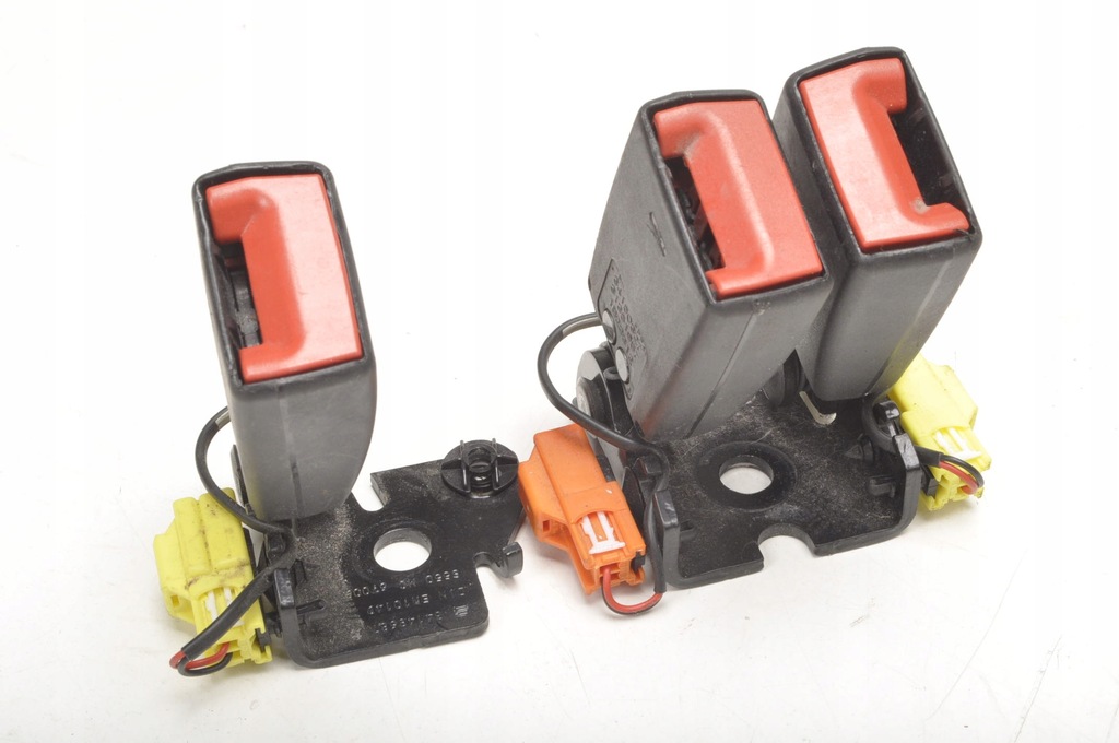 фото №1, Volvo s60 v60 заскочки поперечина безпеки 34150327