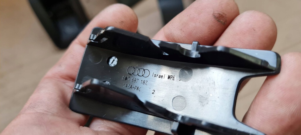 фото №9, A4 b9 8w isofix isofix сидіння задня задні кронштейн 8w0887233a 4x a5 8w